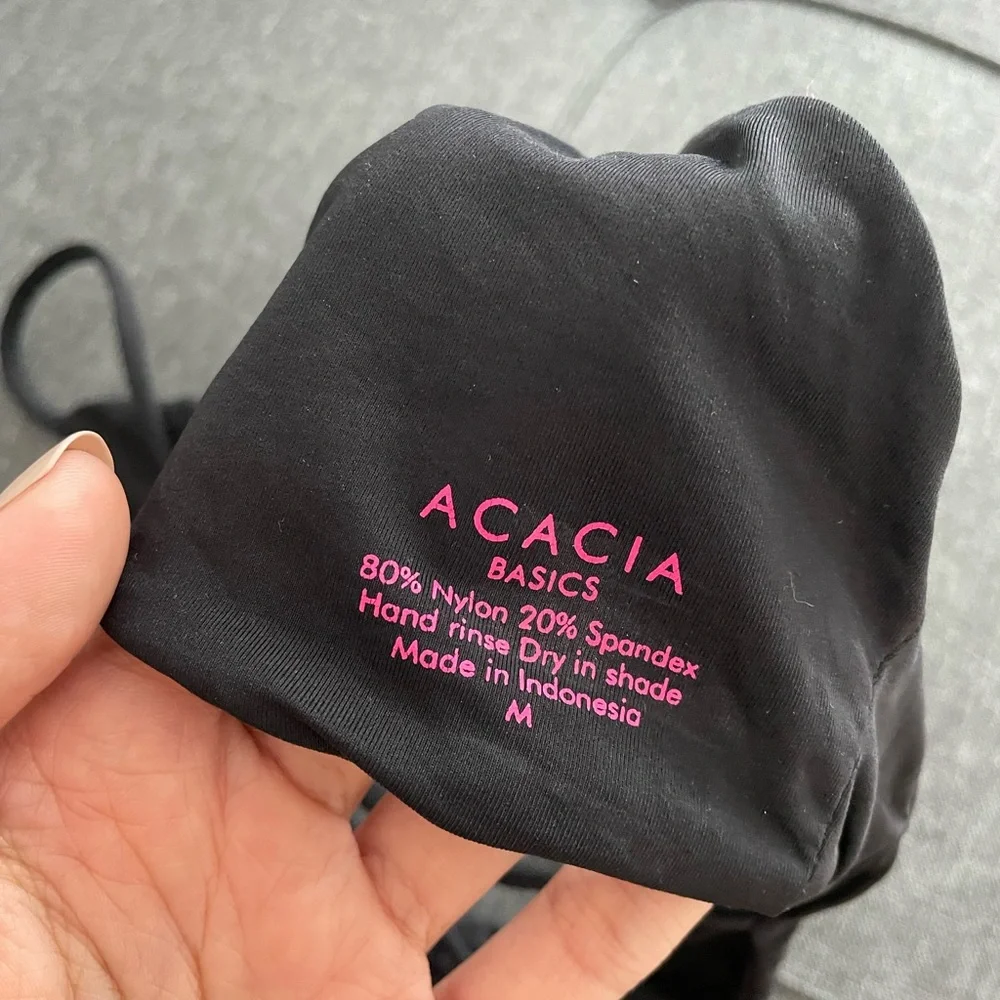 RARE OG Acacia Basics Napali top - Picture 3 of 4